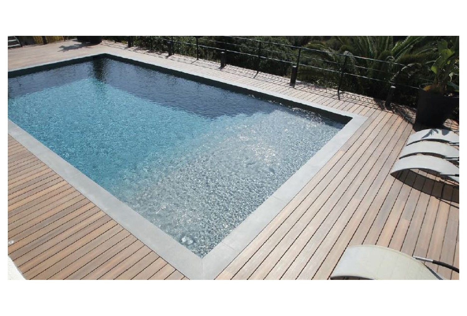 Fiberdeck : Quatre décors chaleureux autour de l’eau